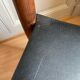Paire de chaises scandinaves simili cuir noir