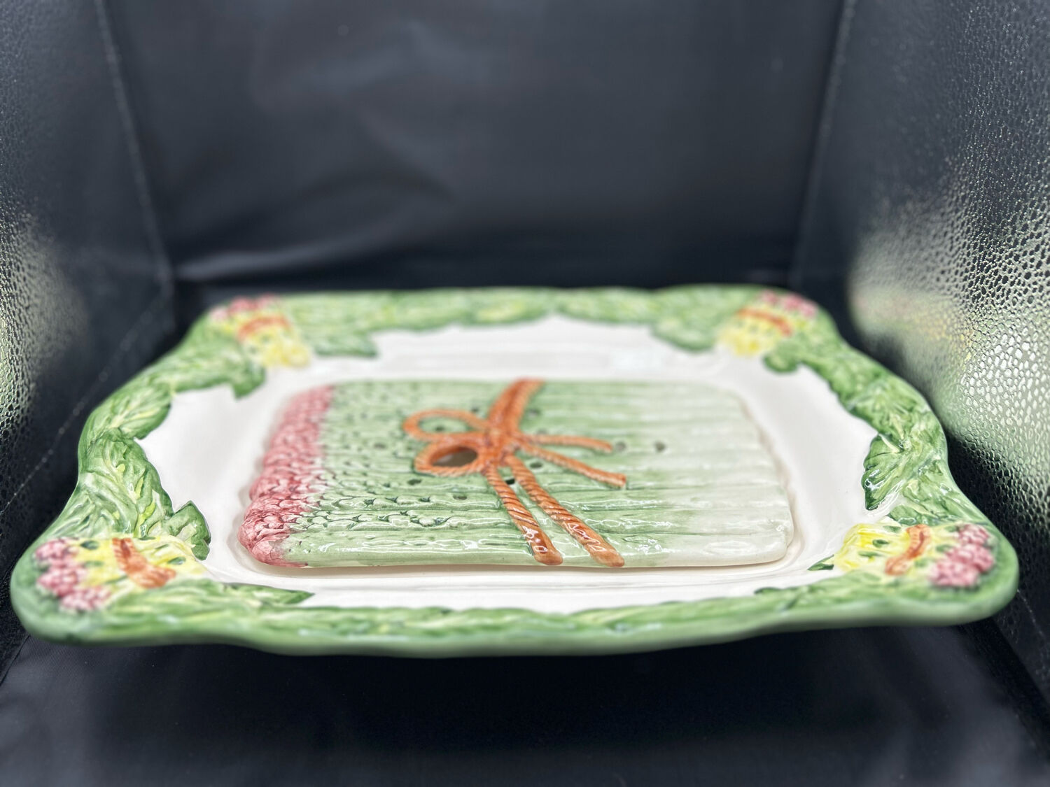 Asparagus dish drainer