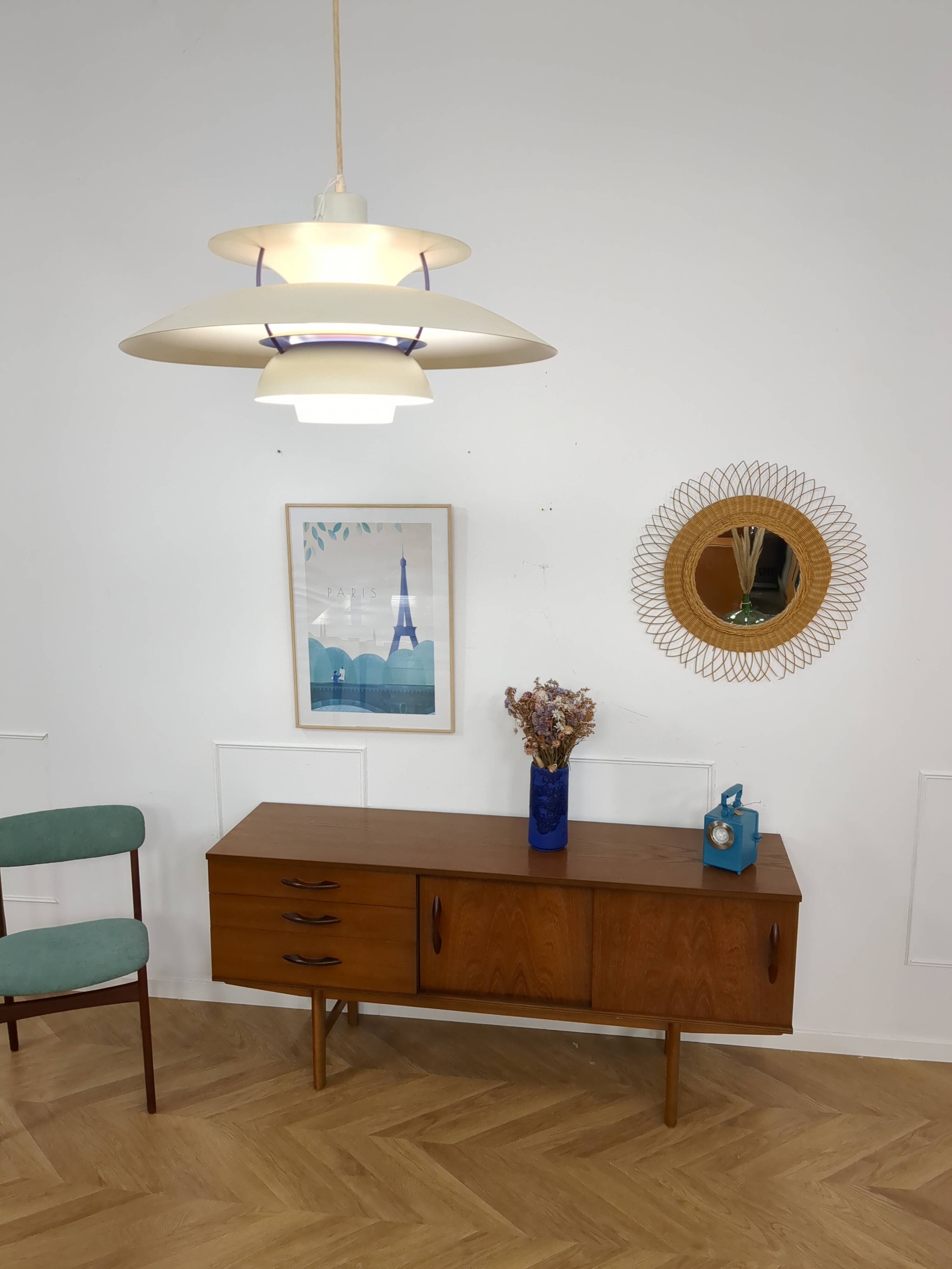 PH5 pendant light produced by Louis Poulsen and designed by Poul Henningsen