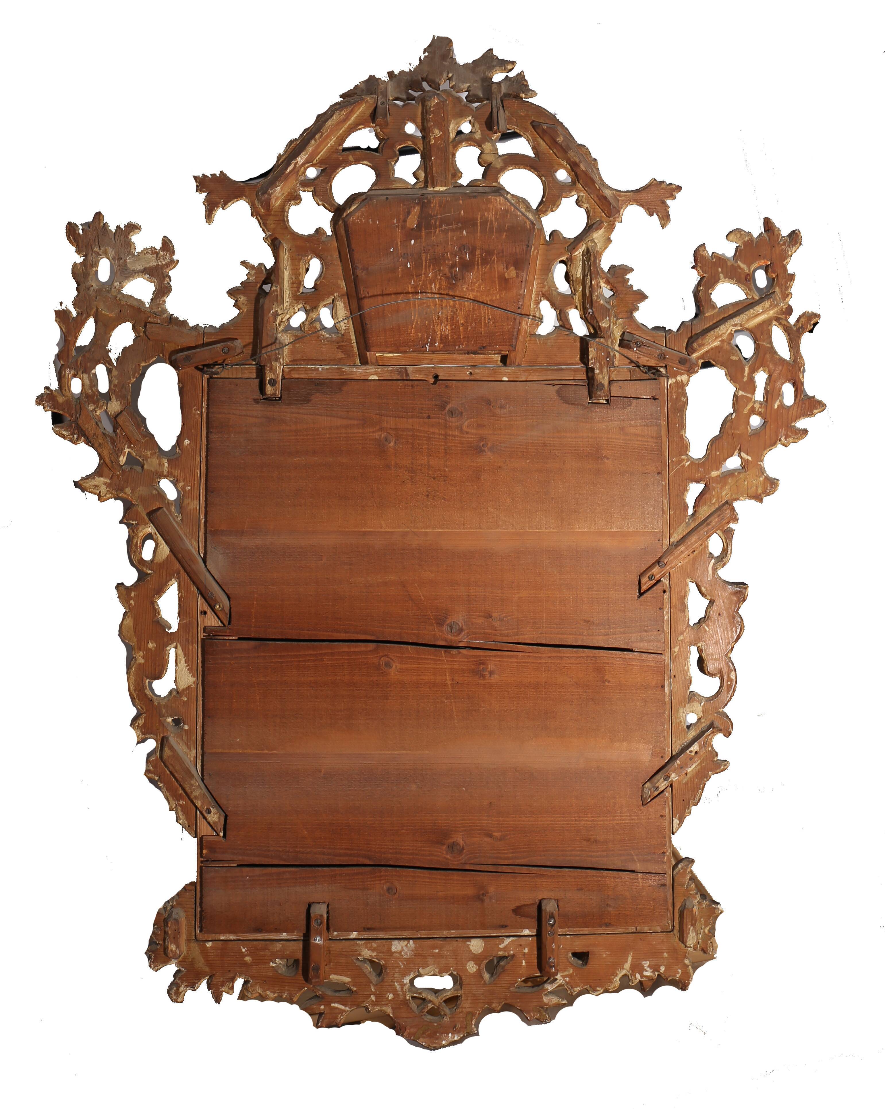 Antique leaded mirror – Gilded wood – Louis XV style – Spain 18th century