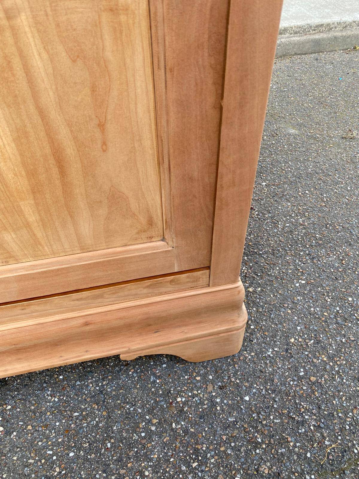 Louis Philippe rustic buffet, vintage, renovated in wood from the 1960s.