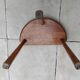 Tabouret tripode vintage en bois