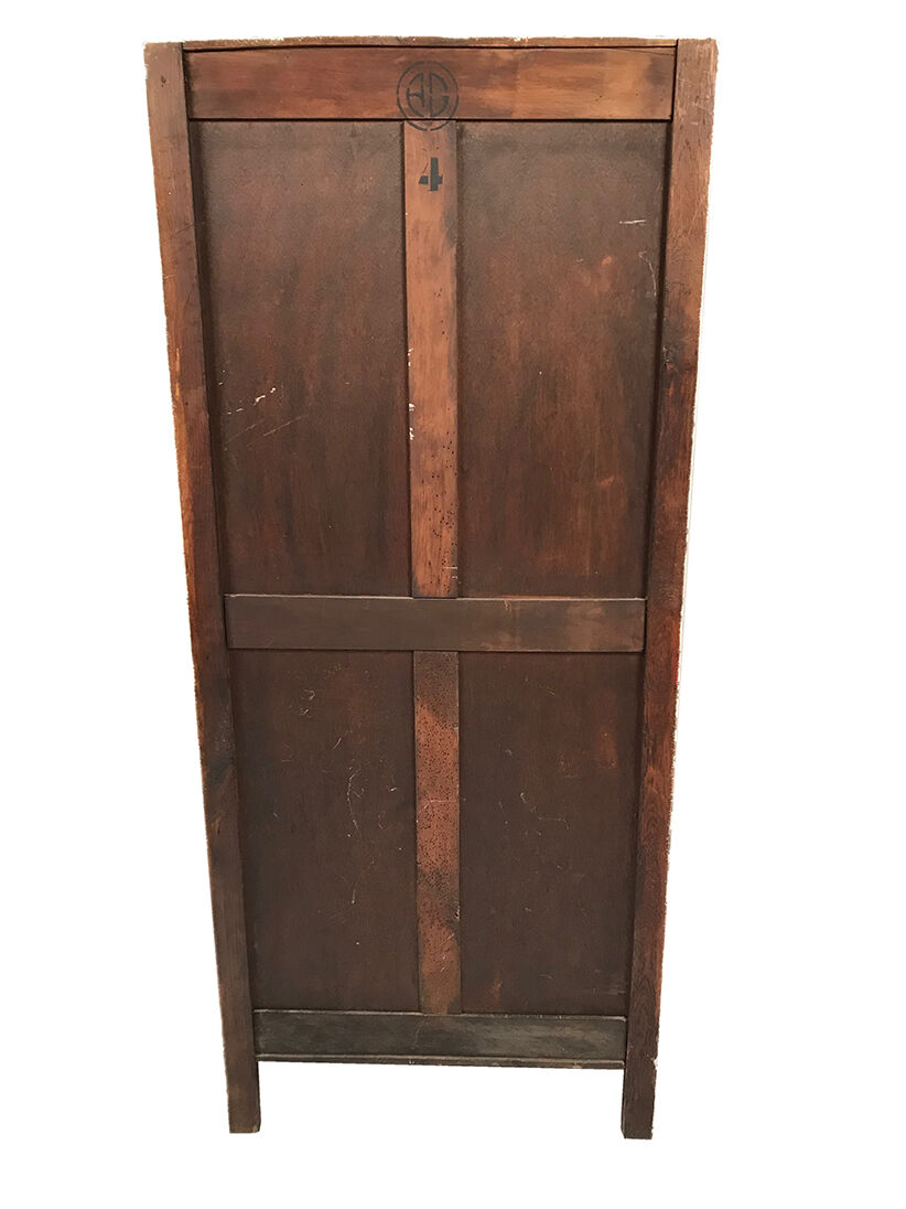 Armoire une porte grillagée en partie haute et verre en partie basse