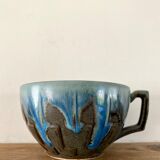 Cup with relief, Denbac ca 1930