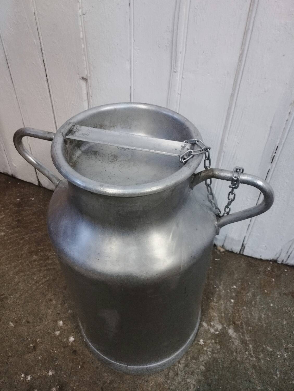 Aluminum milk jug xxl h48vm