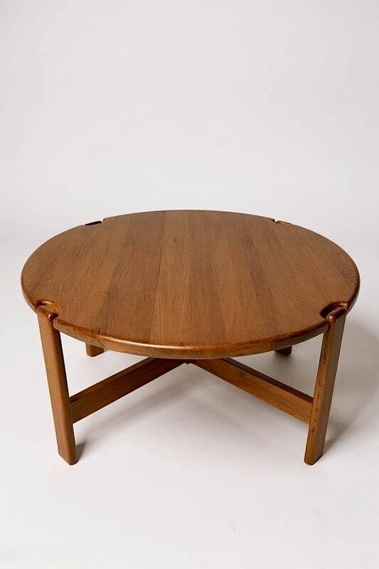 Round teak coffee table - Niels Bach - 1970