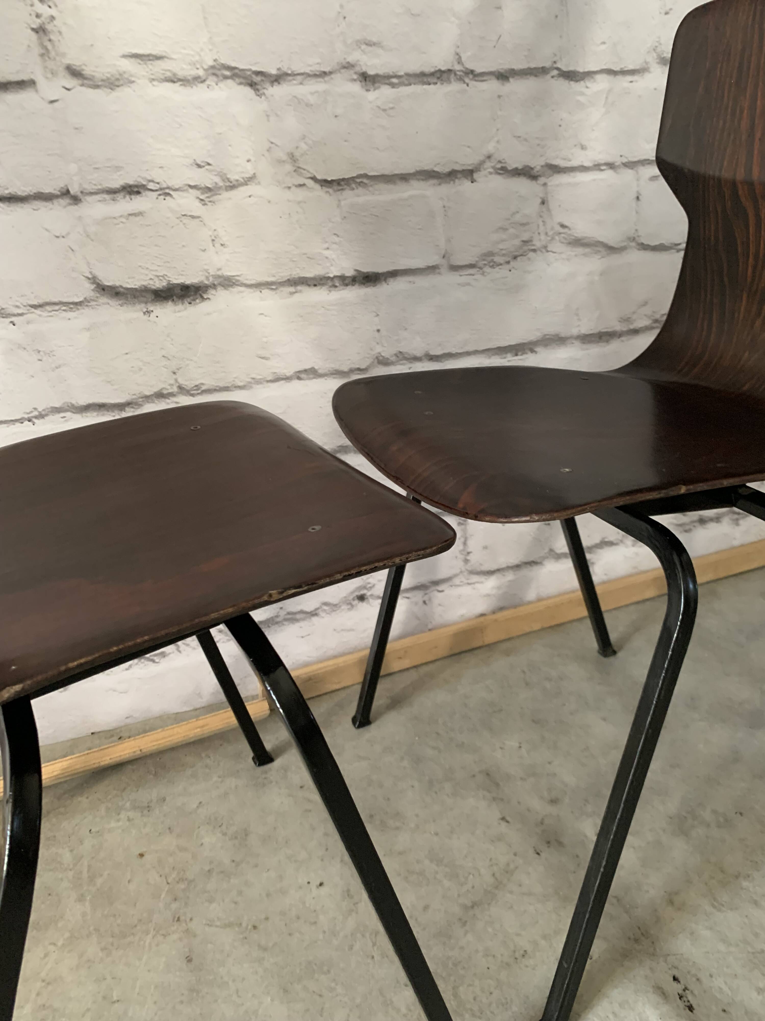 Set Of 2 Pagwood Eromes Chairs