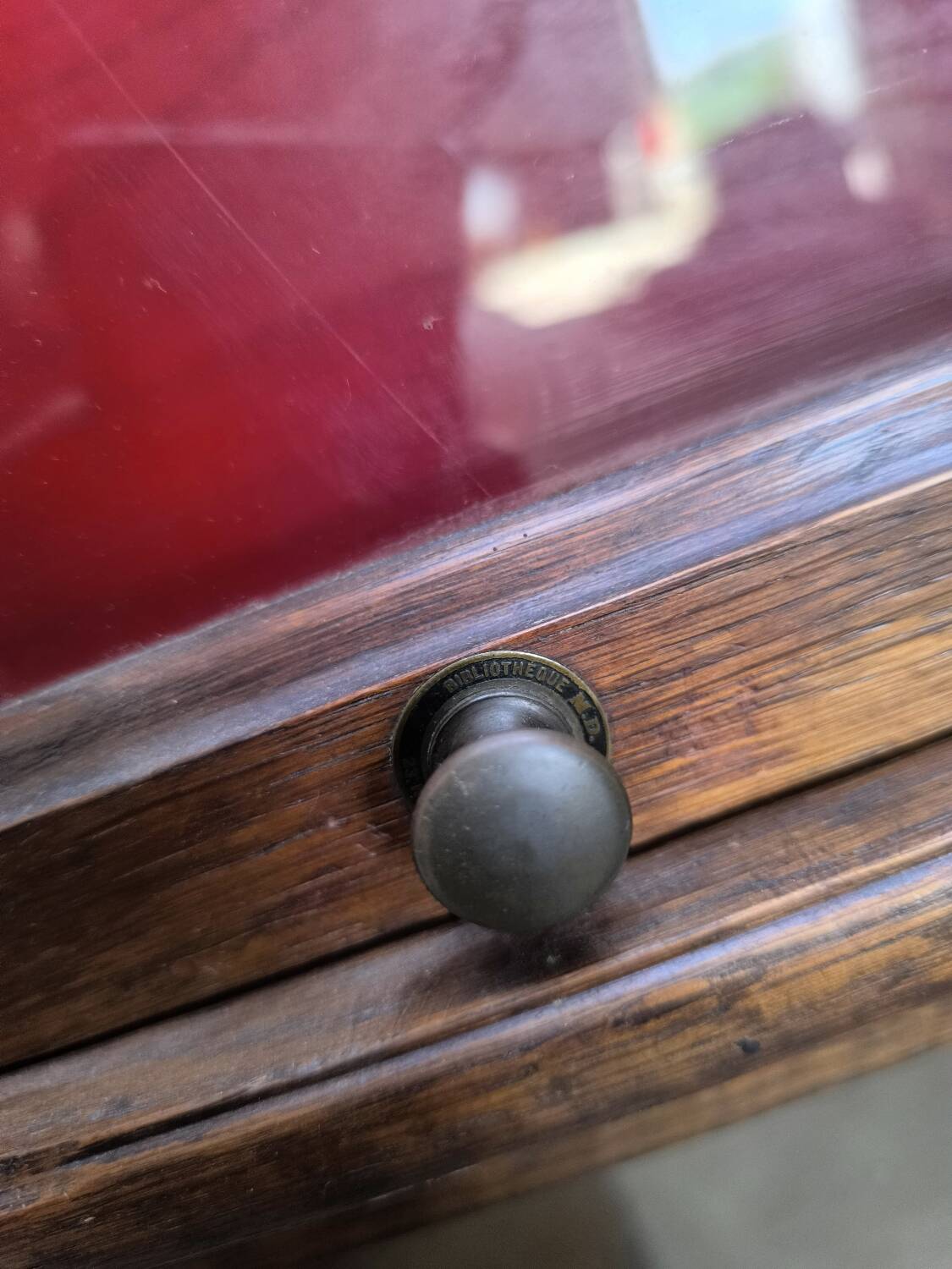 Oak display cabinet MD 1900