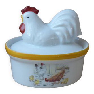 Ceramic butter dish in the shape of chickens