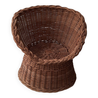 Wicker armchair for doll