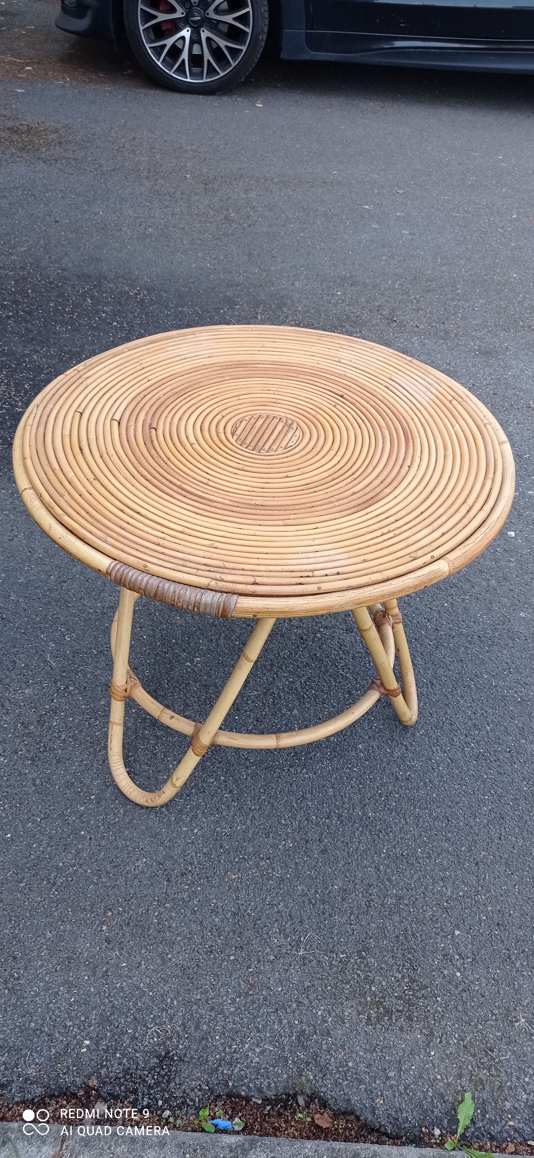 Vintage round coffee table in natural rattan