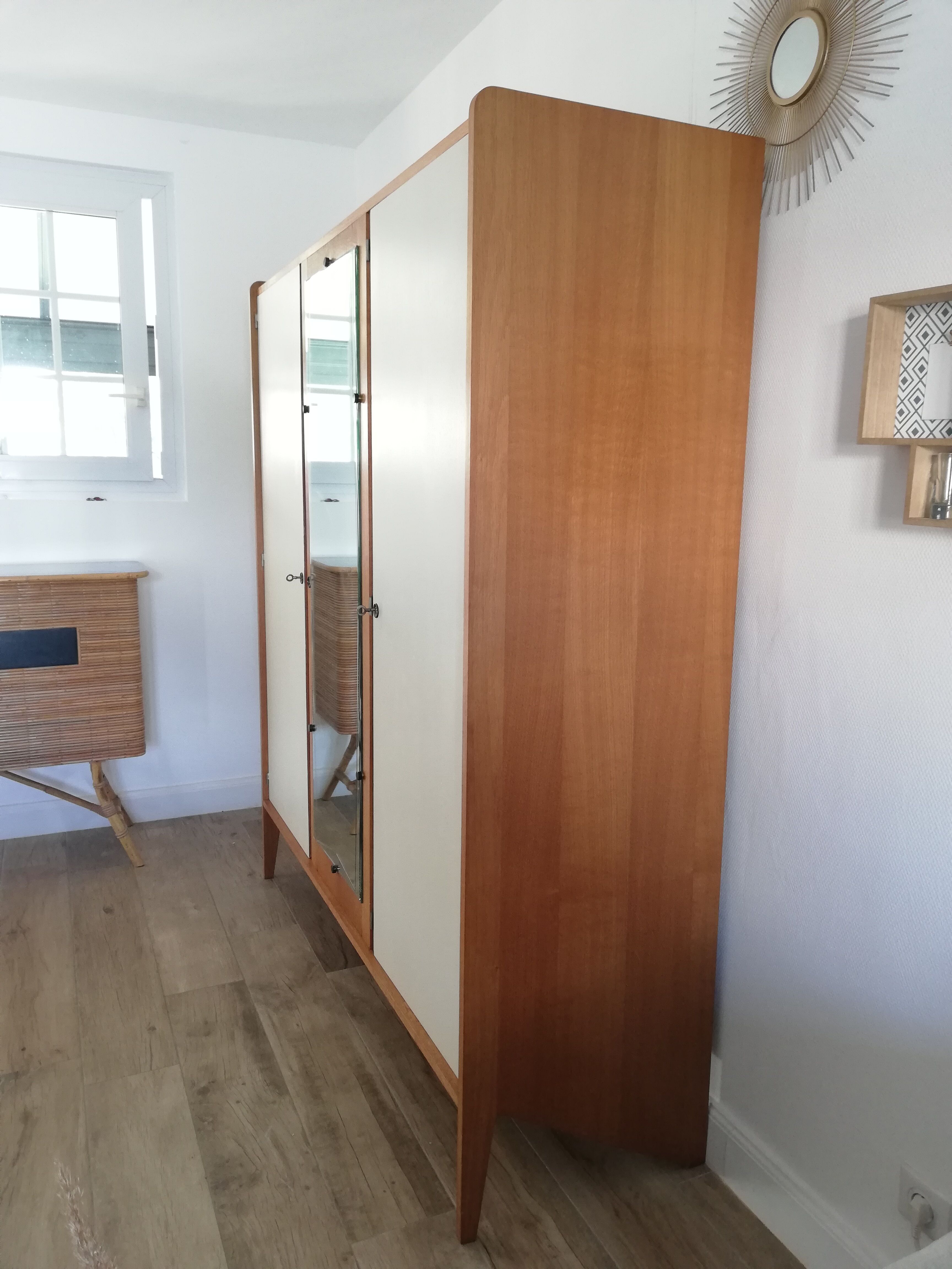 Armoire des années 50 chêne