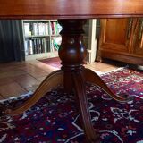 Central foot cherry roundtable