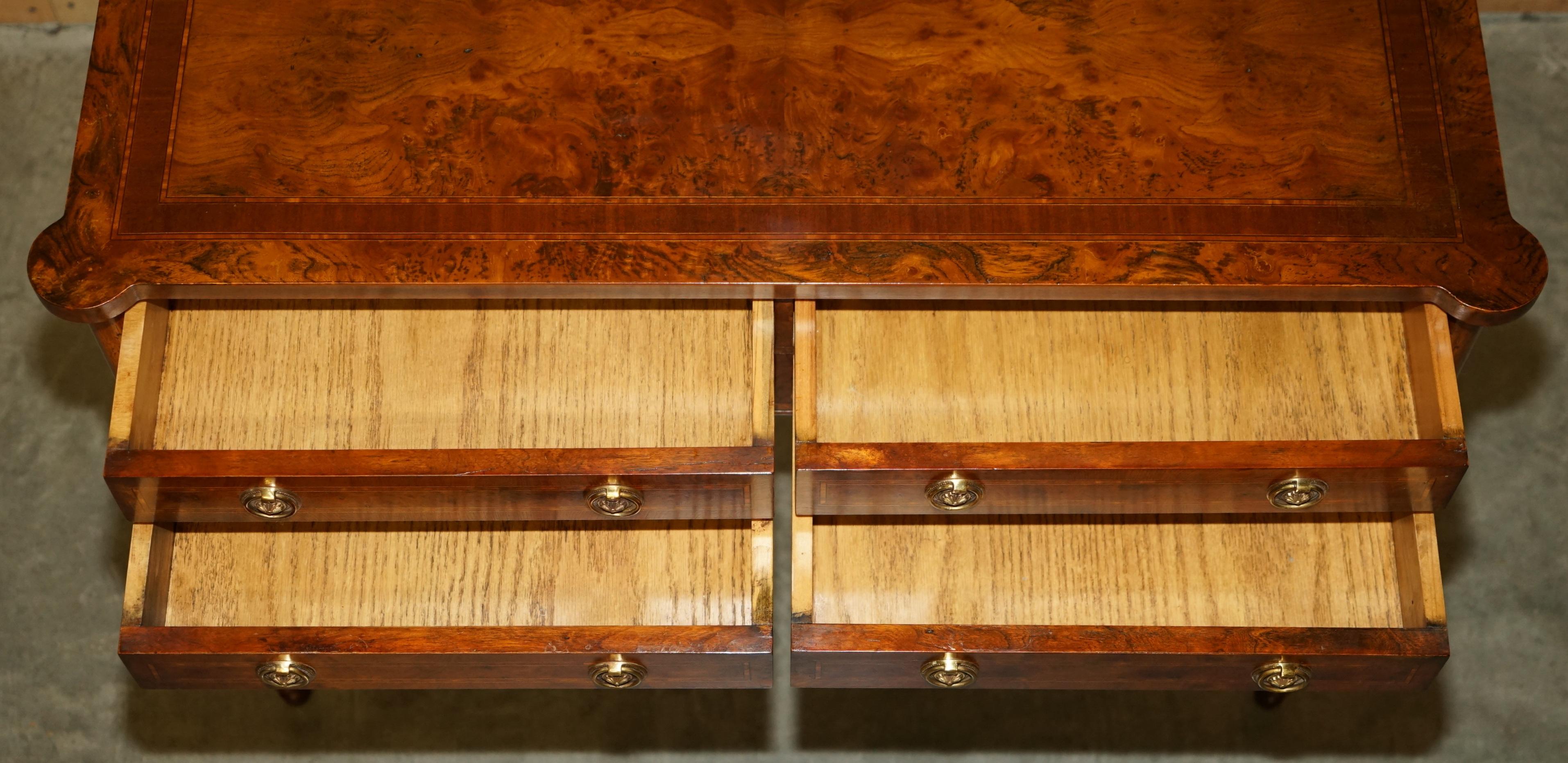 Restored console in Burr Oak & Satin Wood, circa 1920.