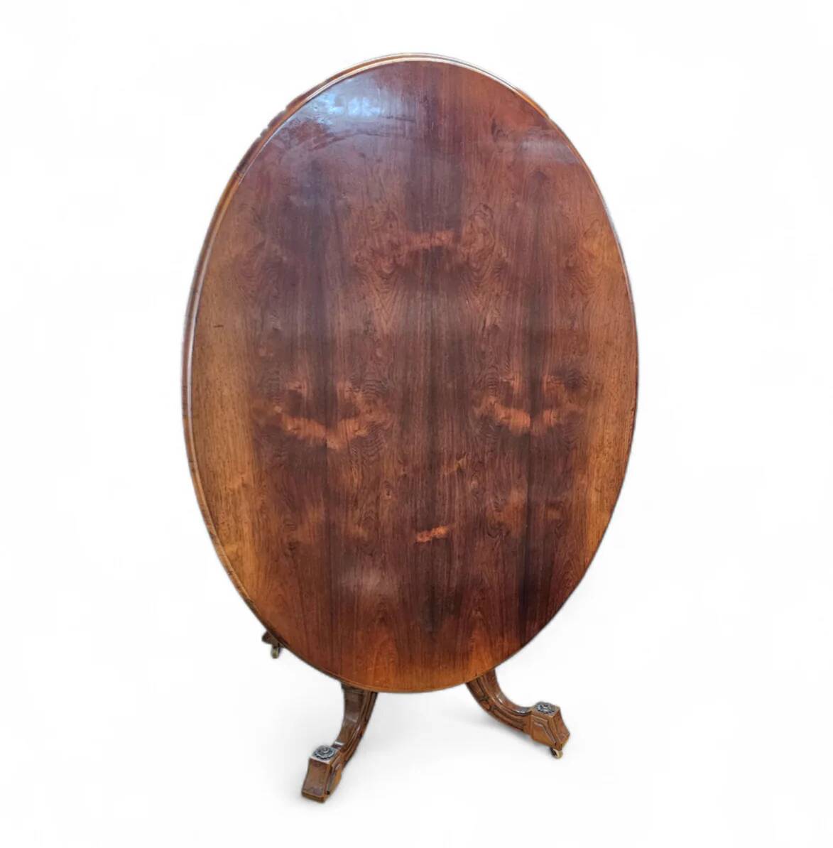 Oval Victorian tilt-top table, breakfast table / 1840s