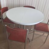 Vintage 1970s table and 4 chairs set.
