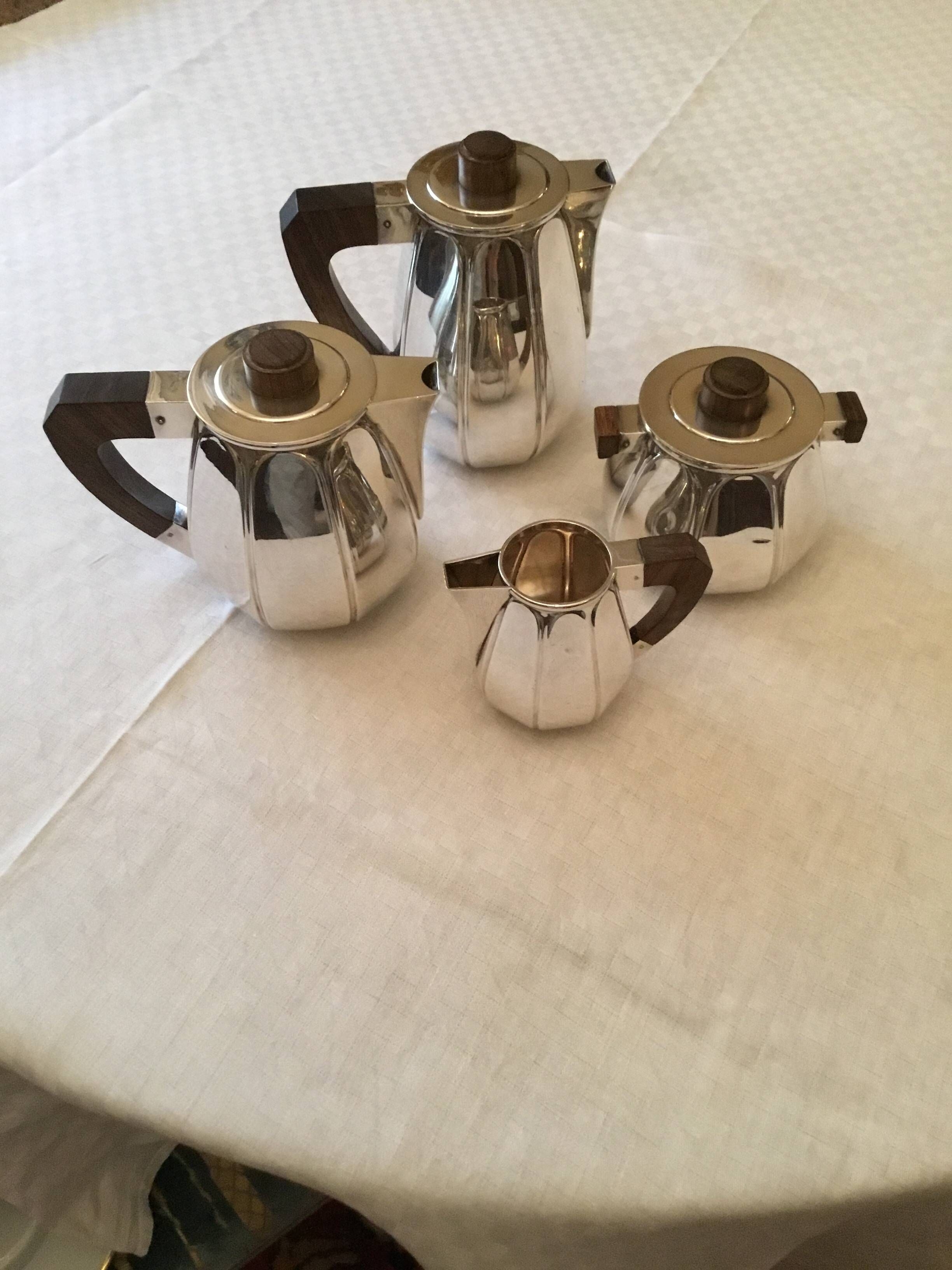 Maison Christofle. 4-piece silver-plated metal service. 1940s