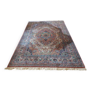 Wool rug