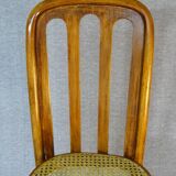 Chair Thonet N °391 XV of 1925 canned, walnut shade