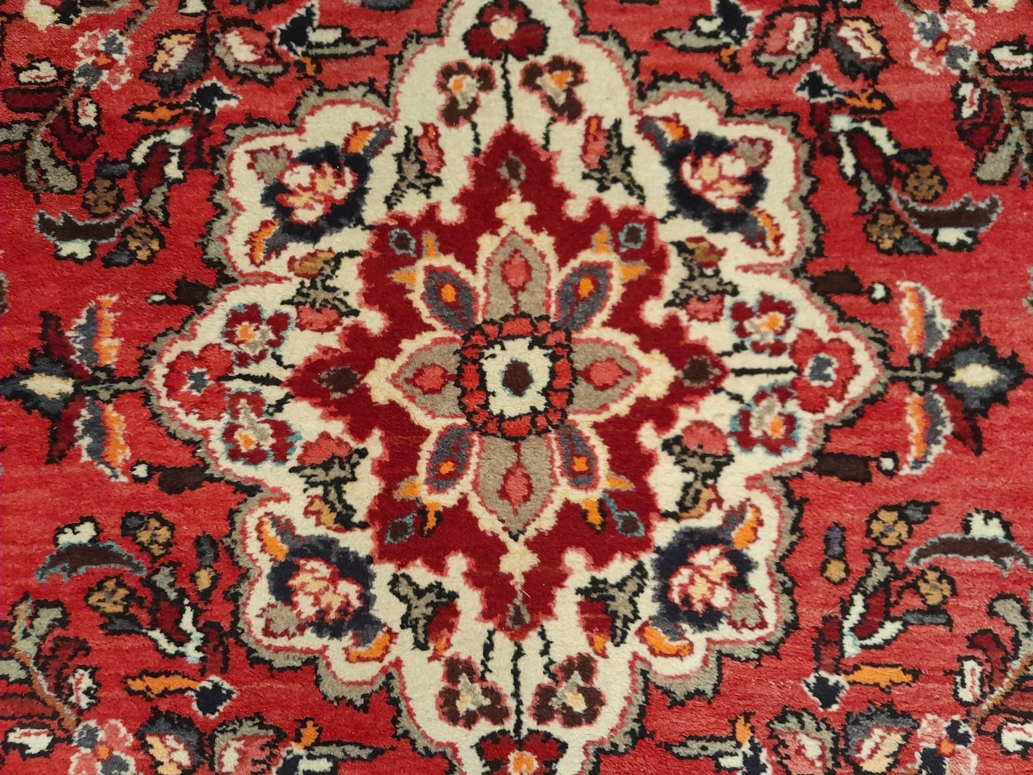 Handmade tabriz persian carpet 265x153cm