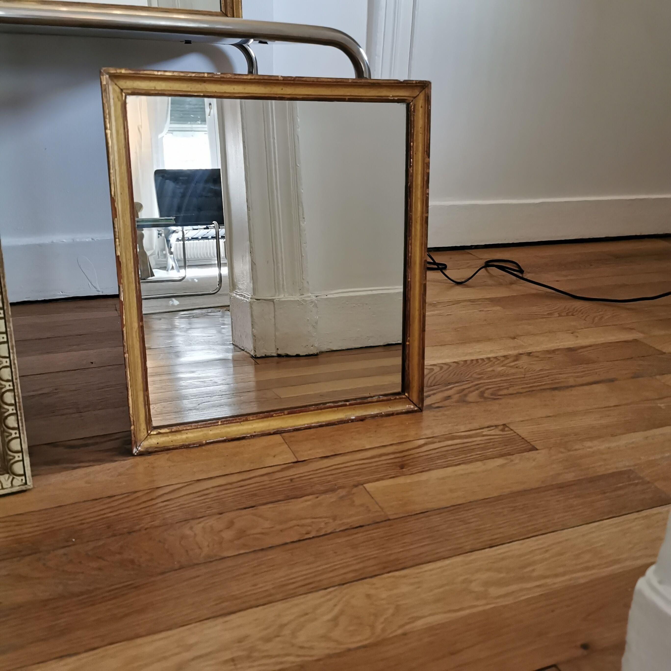 Golden mirror with gold leaf - 40x36cm