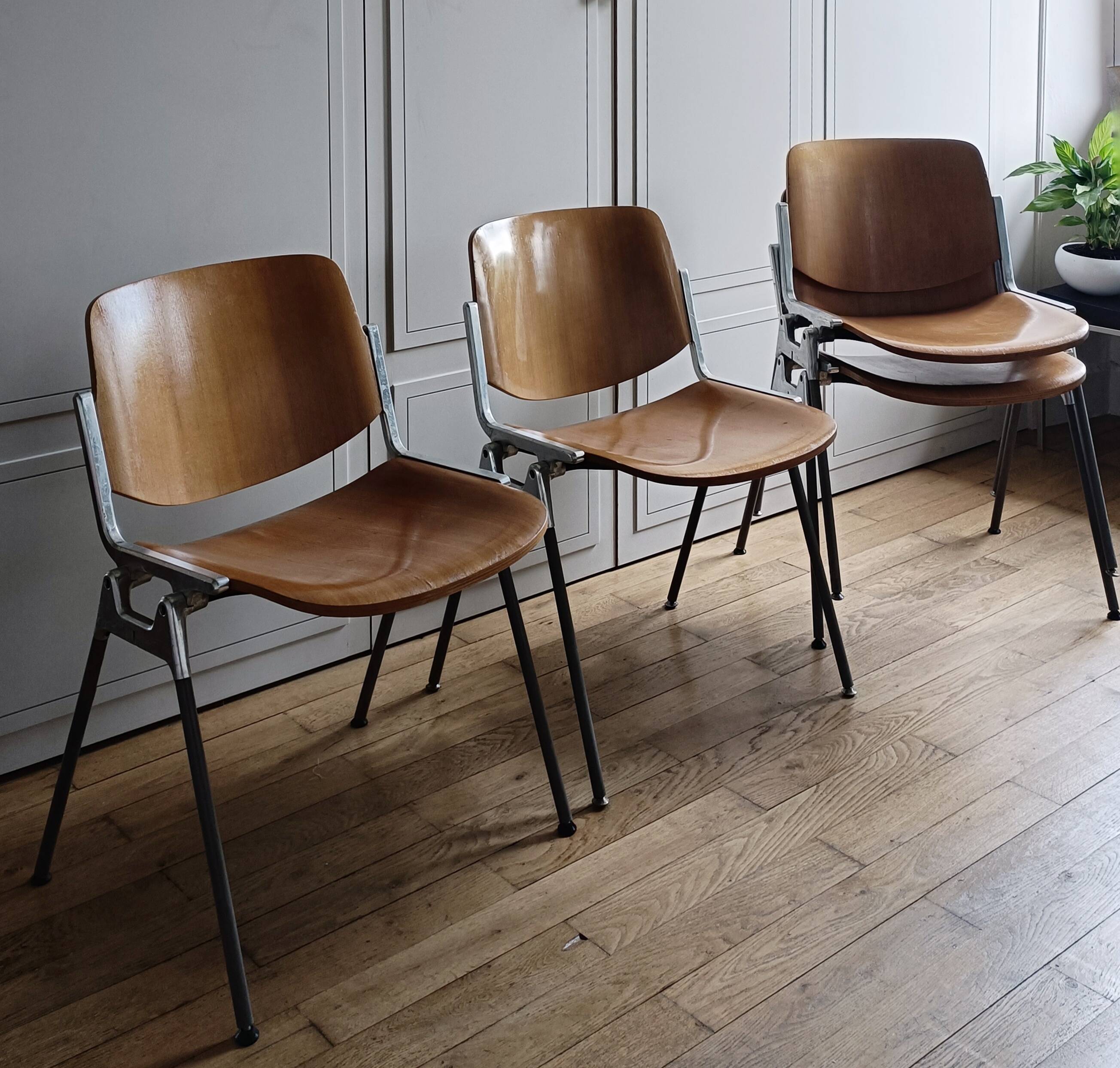 Paire de chaises DC106 Giancarlo Pirretti
