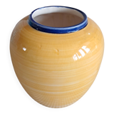 Ceramic vase in a round shape