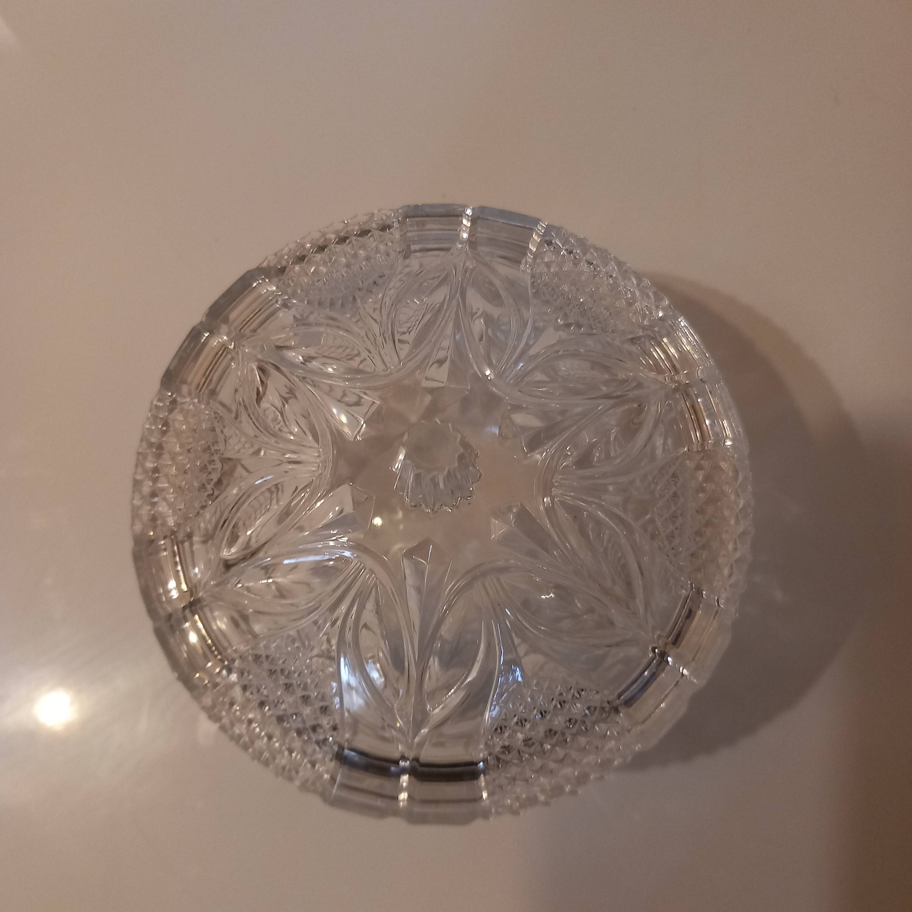 Bonbonniere, sugar bowl or bezel Luminarc