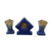 Art deco mantel clock with 2 vintage blue and white ceramic vases