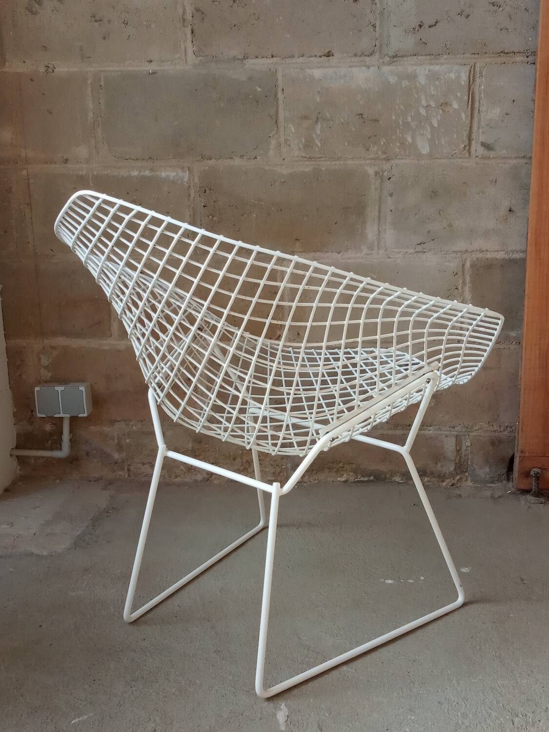 Diamond armchair by Harry Bertoia