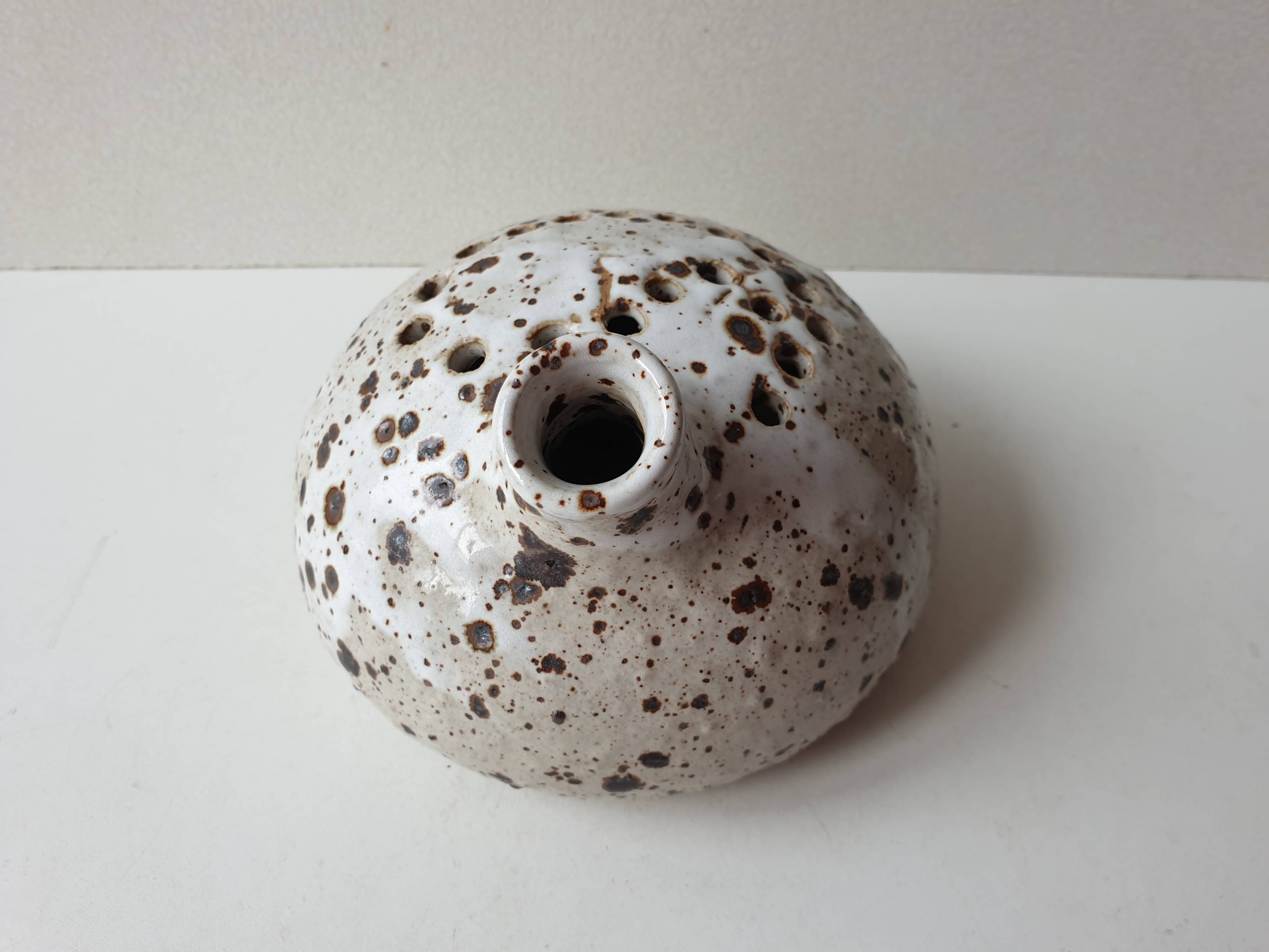 Flower vase in pyrite ceramic stoneware signed Alain Prudhomme