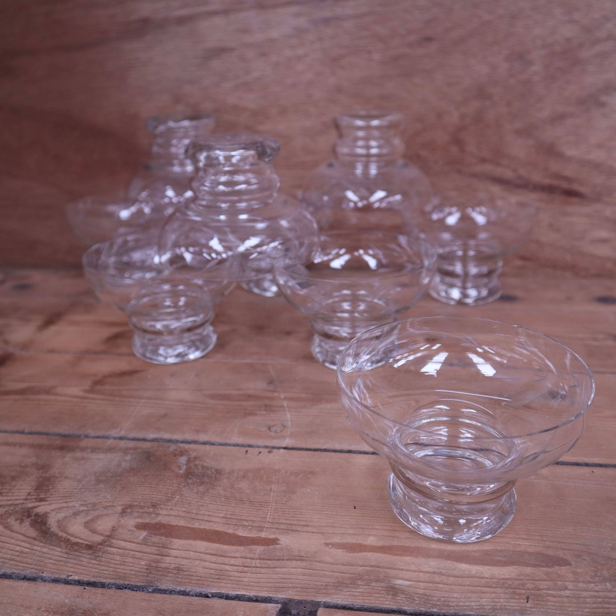 9 coupes à champagne vintage gravé 1950