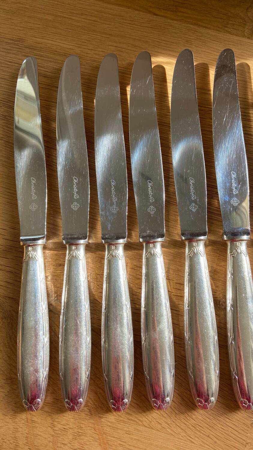 12 large Christofle Ribbons silver metal knives