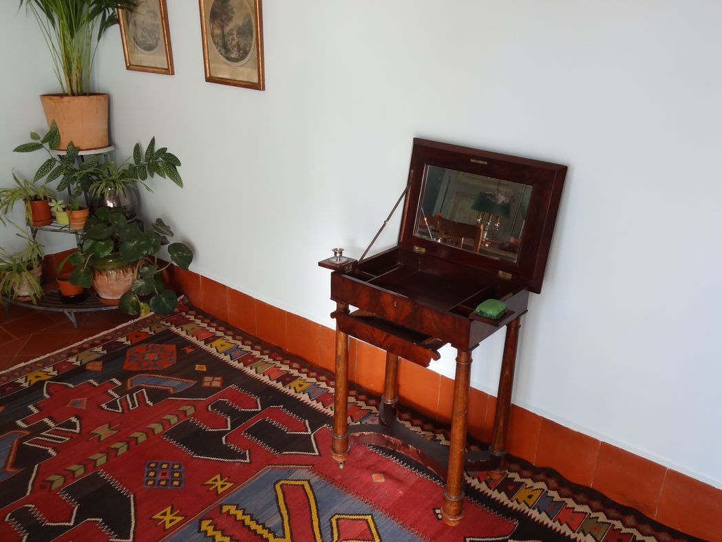 Mahogany Empire and mahogany veneer dressing table
