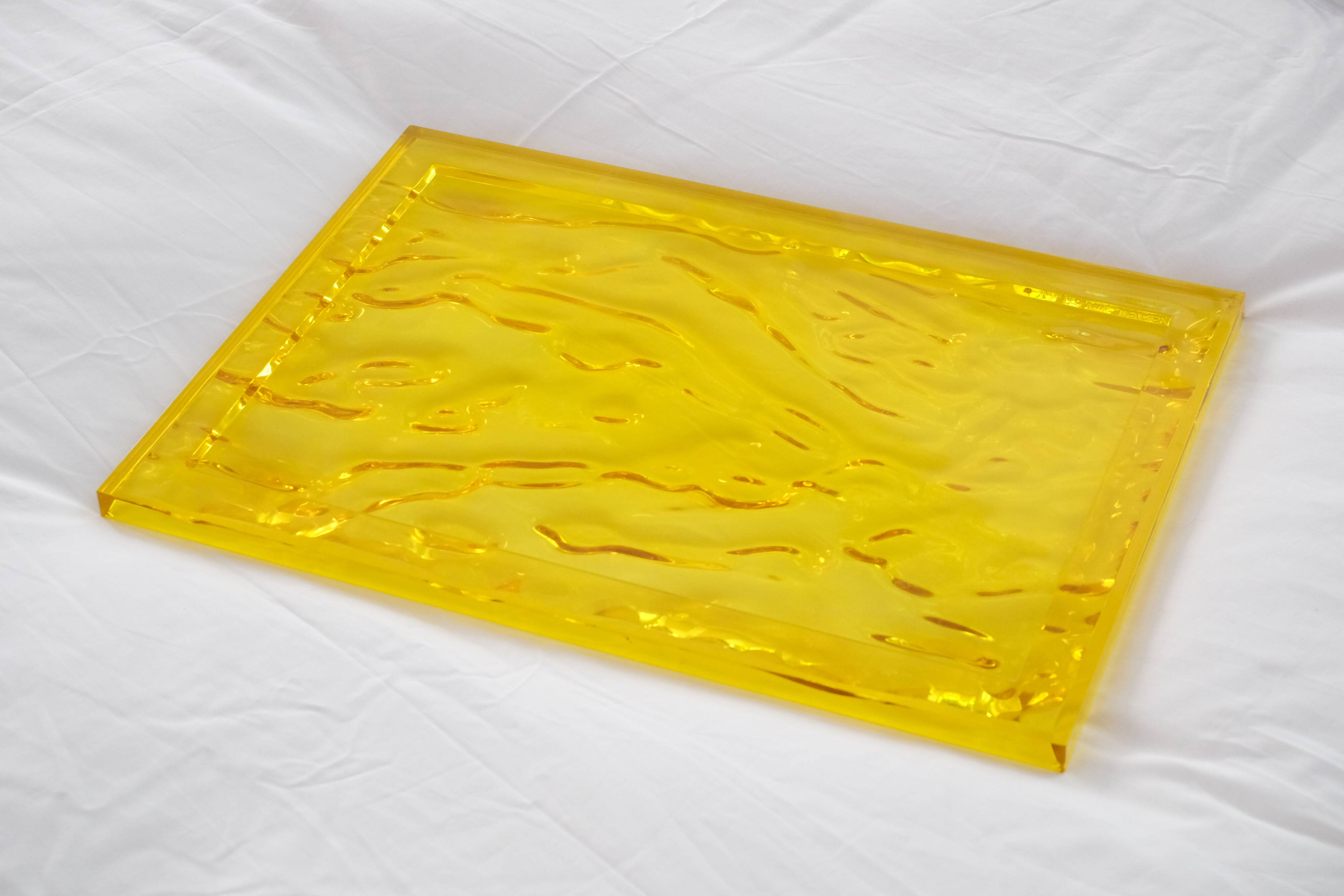 "Dune" tray by Mario Bellini / Kartell