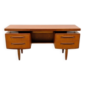 Bureau en teck de victor wilkins pour g-plan de style scandinave, 1960