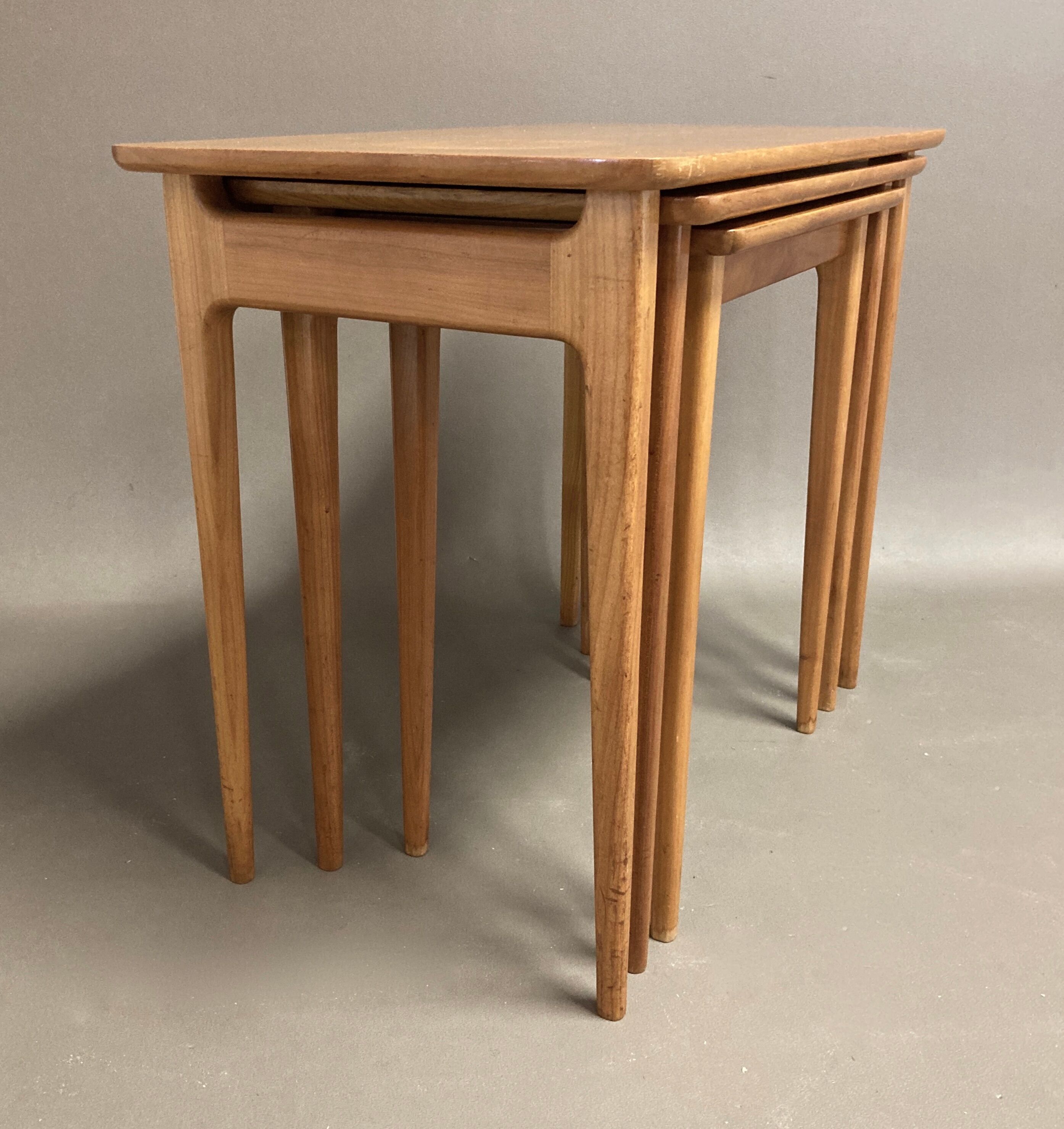 Tables 1950 Scandinavian design