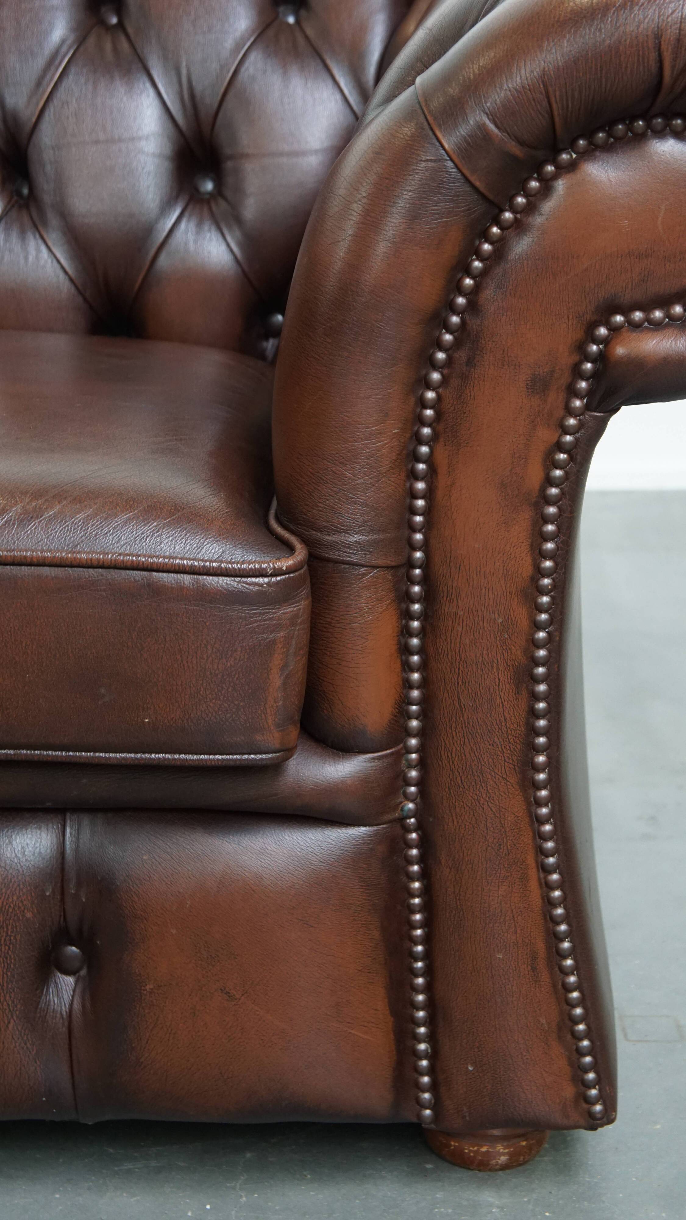 English style cowhide Chesterfield club chair