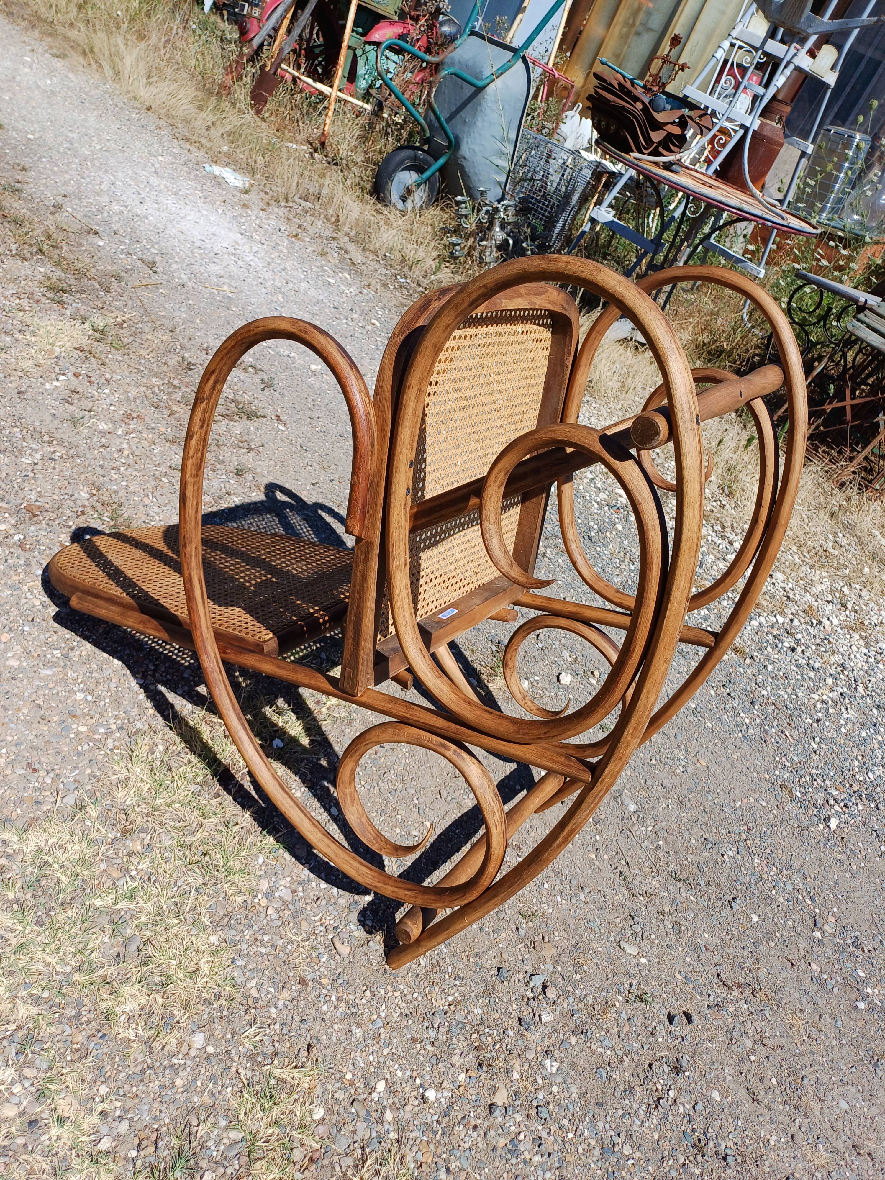 Rocking Chair Thonet 1930