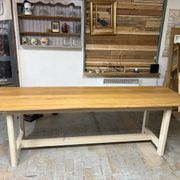 Farm table