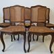 Ensemble de 6 chaises de salle à manger antiques en style Louis XV avec dossier en osier provençal.