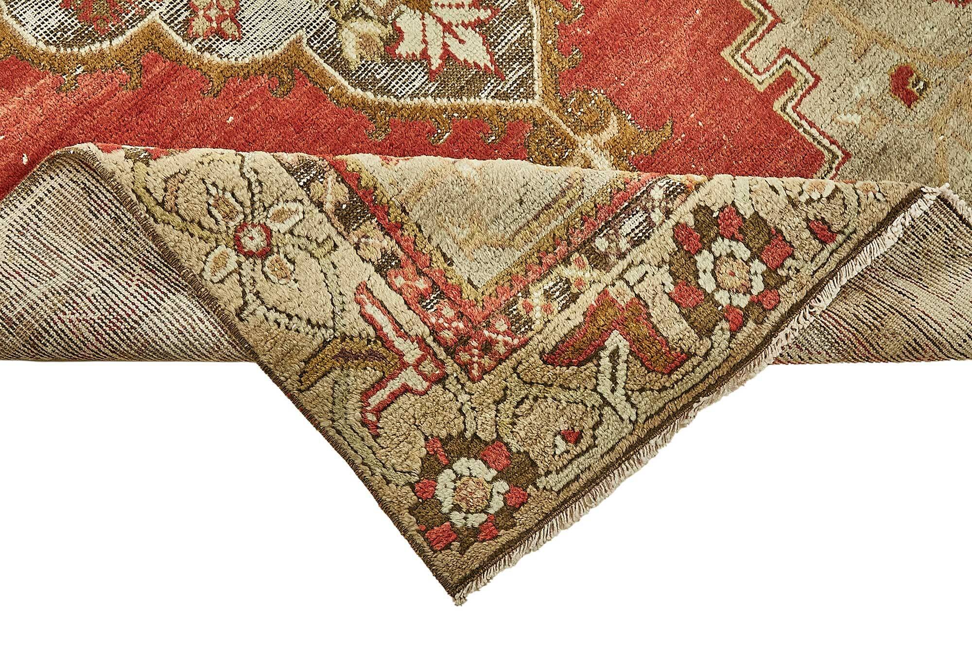 Turkish Vintage Anatolian Rug 112 cm x 187 cm
