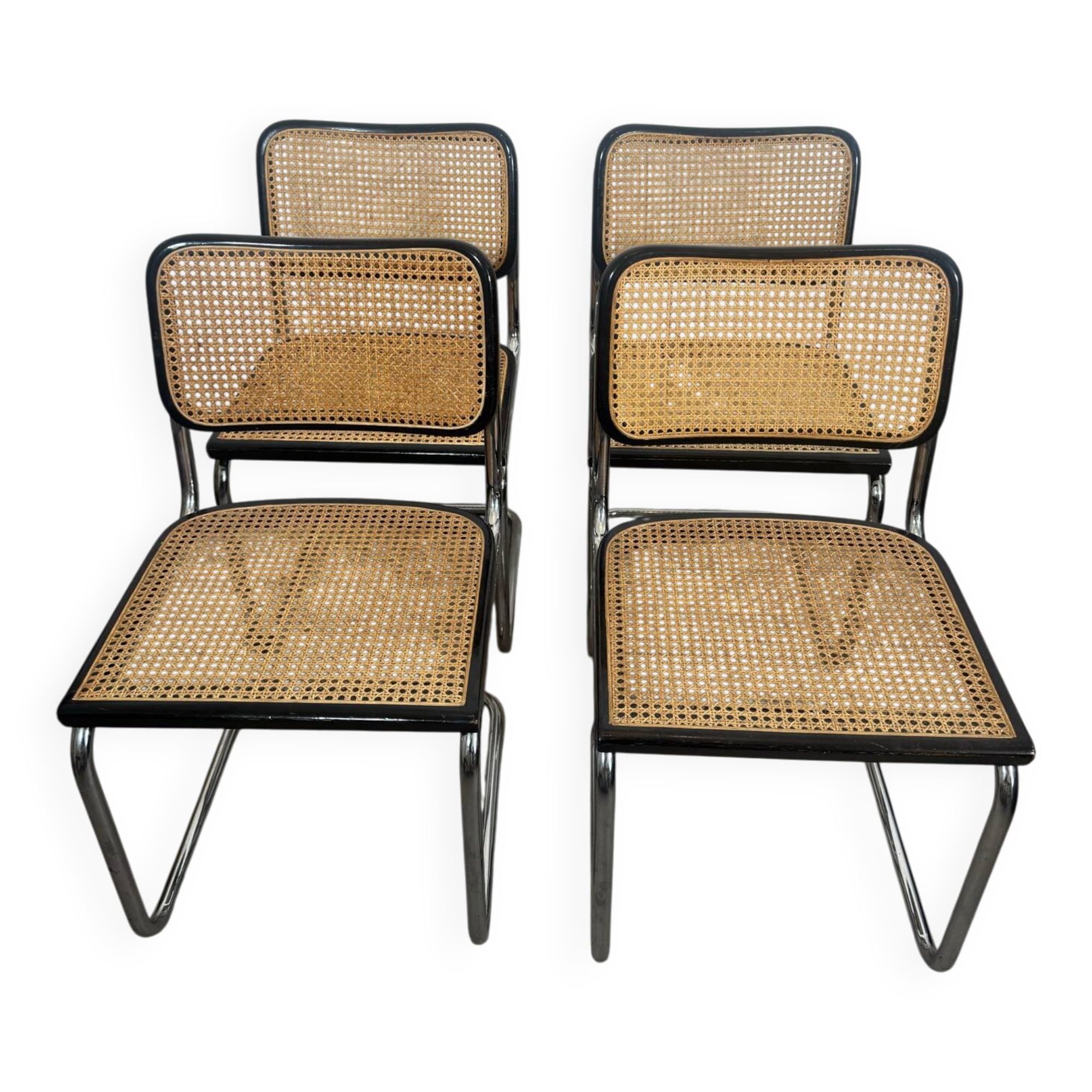 Lot de quatre chaises Marcel Breuer Cesca b32