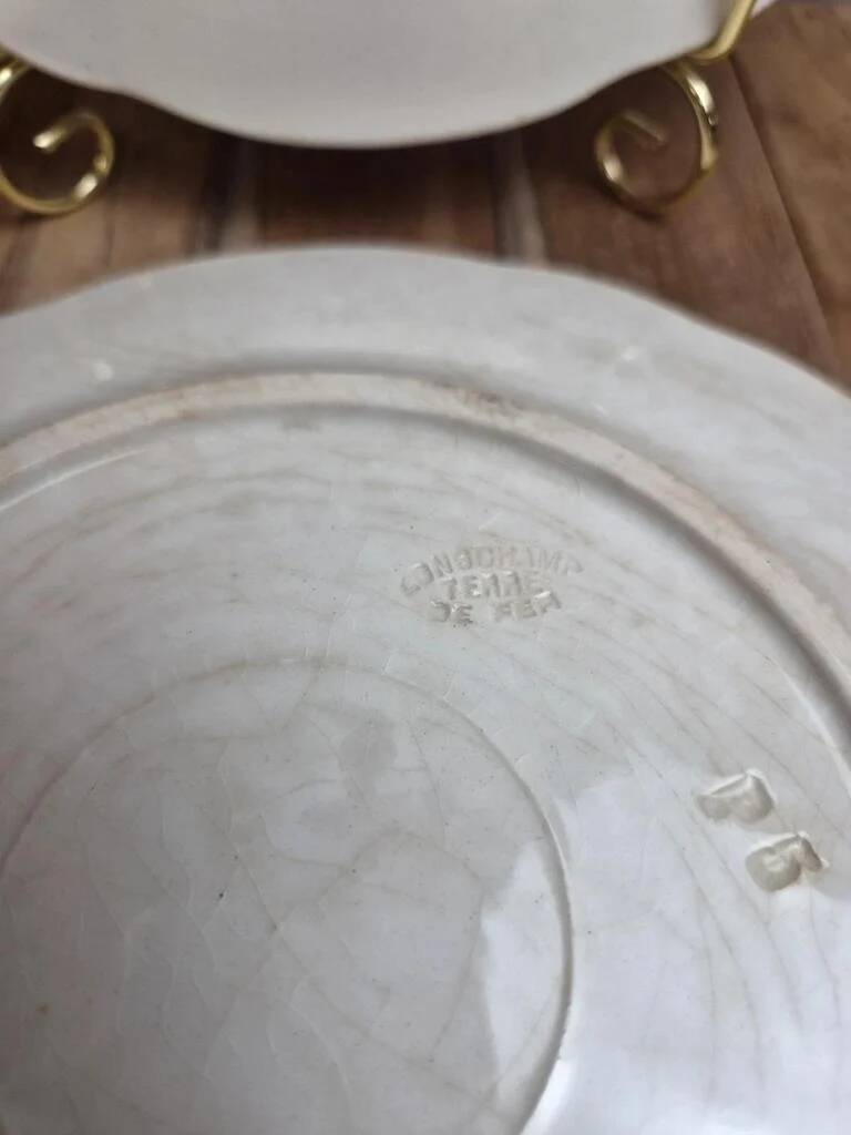 Set of 2 Longchamp ironstone plates model Lila Art Nouveau 22 cm