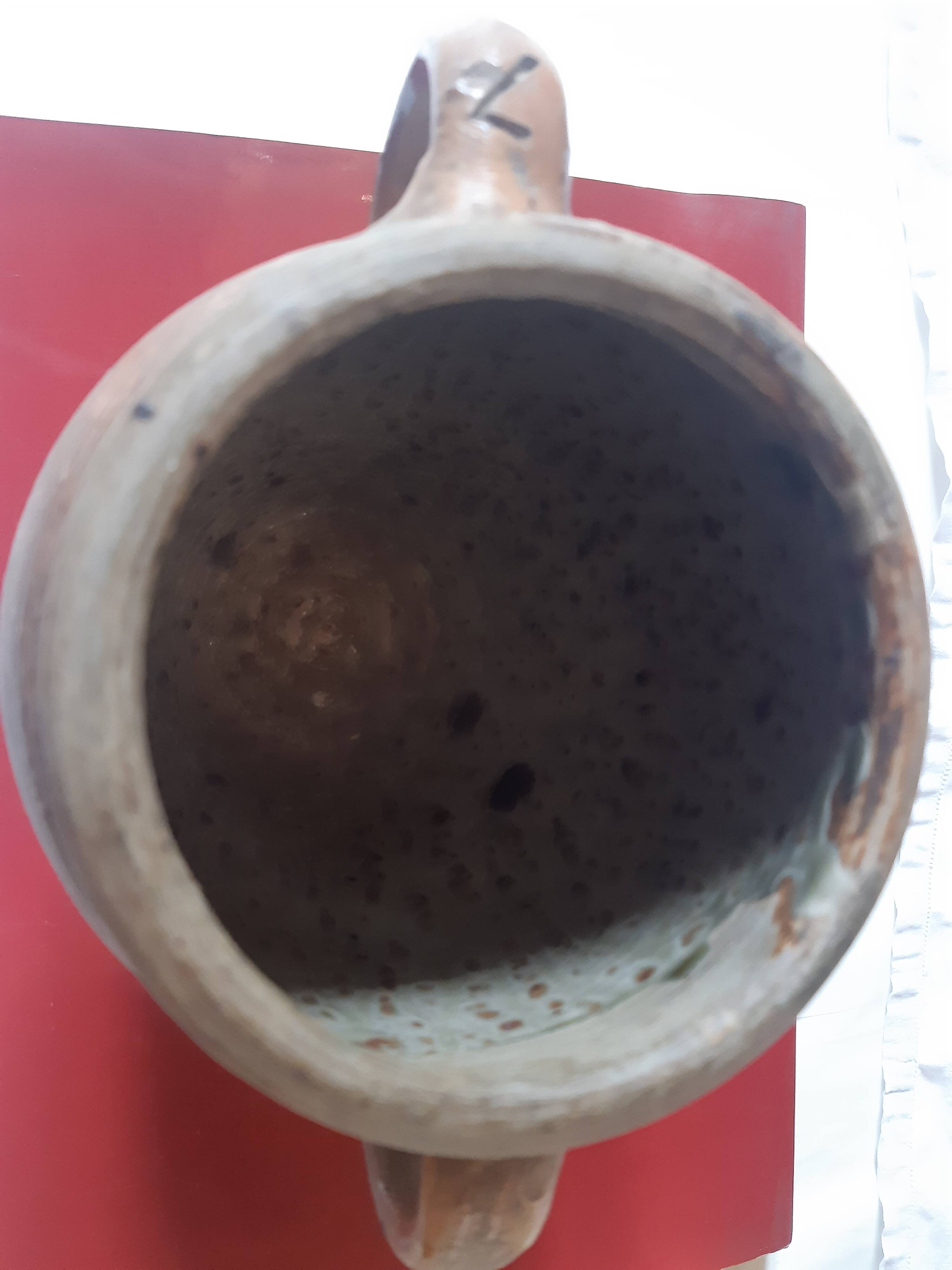 Vase with two handles in terracotta numbered "7"