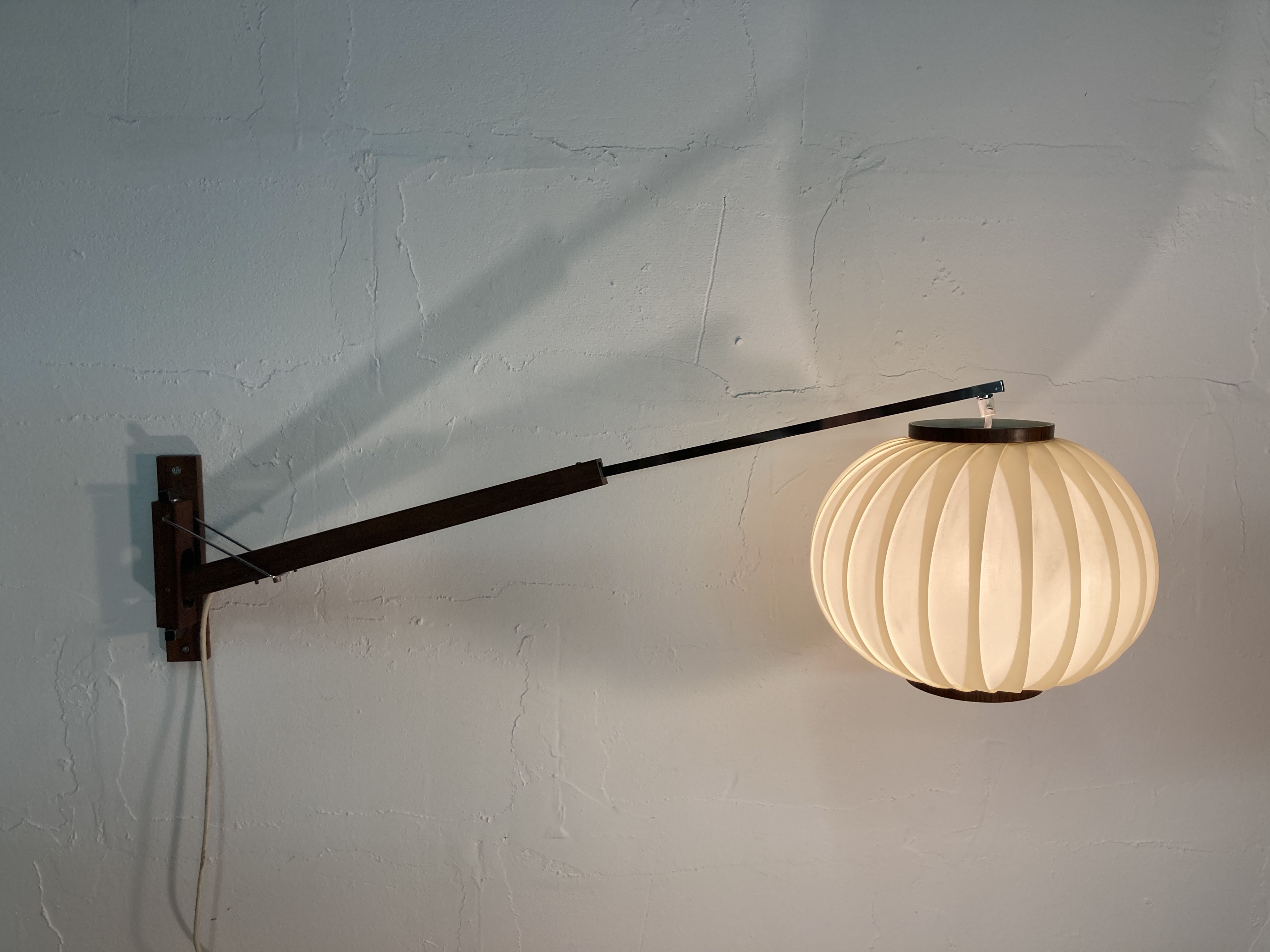 Midcentury swing wall lamp by Svend Aage Holm-Sørensen for HOLM-SØRENSEN & CO, 1950S