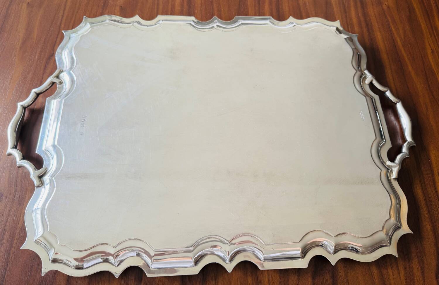 Plateau en argent massif – Thomas Bradbury & Sons – 1896 – 3950gr