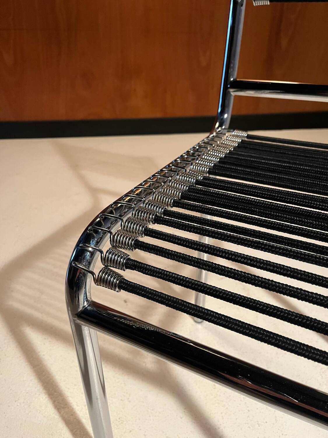 Chaise sandows / René Herbst