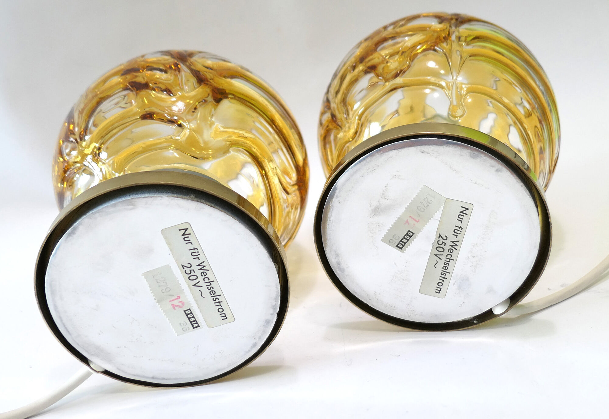 Pair of lamps DORIA lights globes MURANO New Old Stock