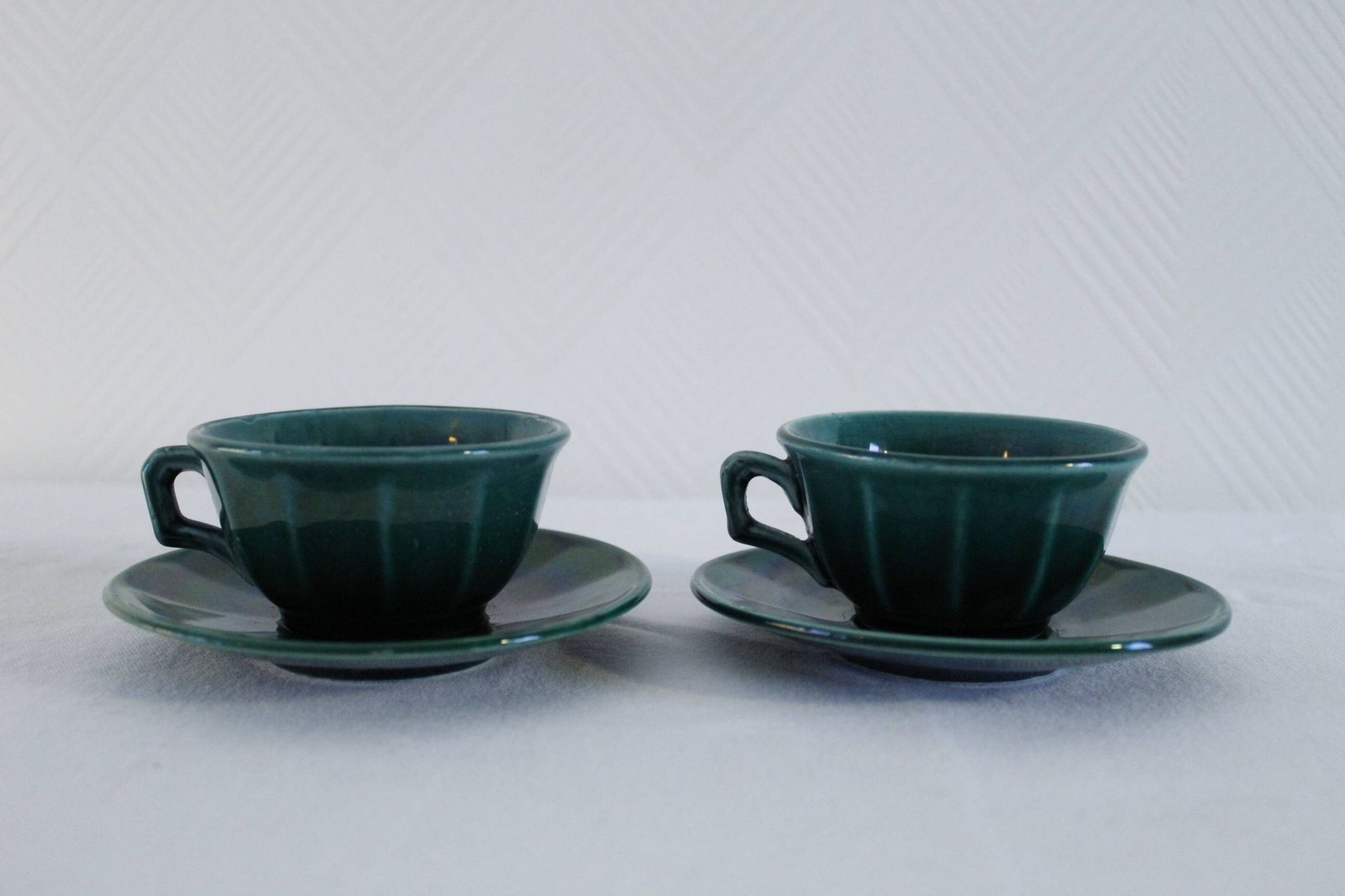 Lot de 2 tasses + soucoupes vintage vertes